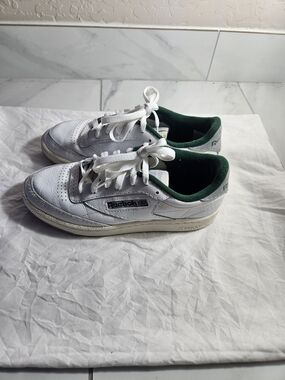 Reebok  White Sneakers with Green Lining - Low Top